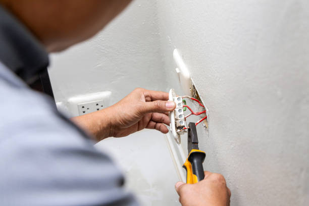 Best Commercial Electrician Services  in Coral Springs, FL